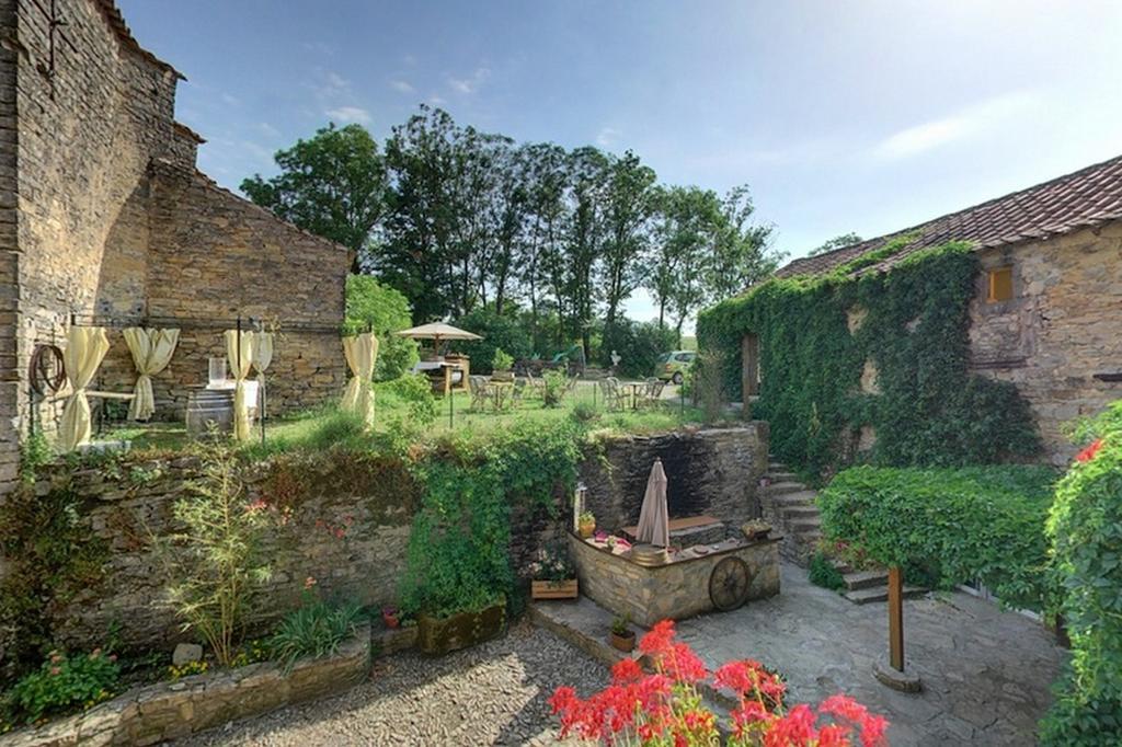 Bed and Breakfast Domaine D'Alcapies Saint-Jean-dʼAlcapiès Zewnętrze zdjęcie